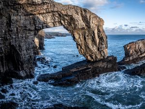 Превью обои пейзаж, море, скалы, арка, камни, природа