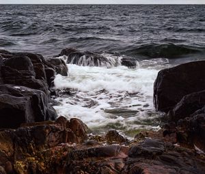 Превью обои пейзаж, море, волны, пена, камни