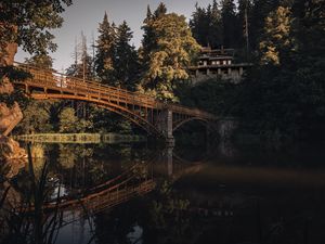 Превью обои пейзаж, мост, река, здание, деревья