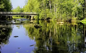 Превью обои пейзаж, река, мост, камни, деревья, отражение, природа