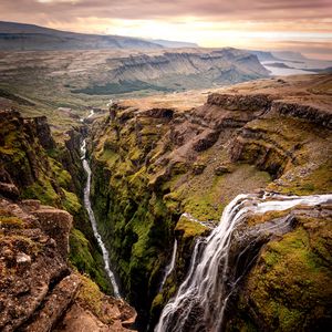 Превью обои пейзаж, скалы, водопад, ущелье