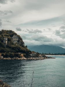 Превью обои пейзаж, вершина, озеро, море, деревья