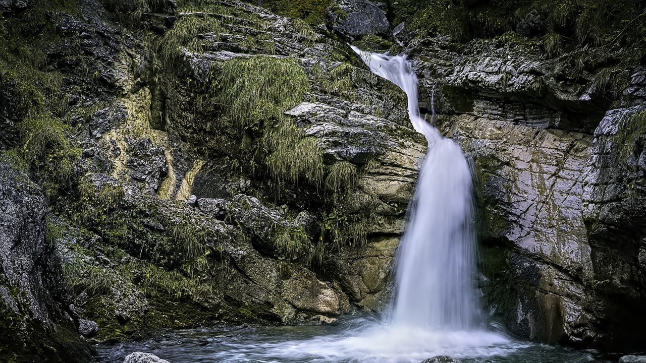 Обои пейзаж, водопад, вода, скалы, природа