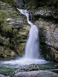 Превью обои пейзаж, водопад, вода, скалы, природа