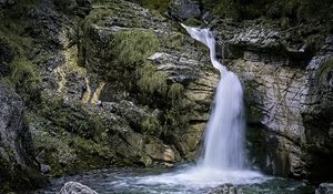 Превью обои пейзаж, водопад, вода, скалы, природа