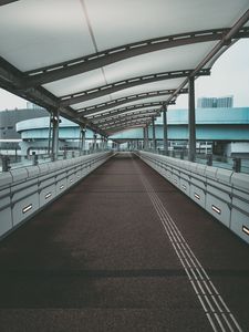Превью обои переход, здания, архитектура, городской