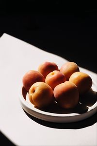 Превью обои персики, фрукты, спелый, миска