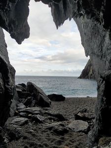 Превью обои пещера, арка, море, горизонт