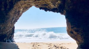 Превью обои пещера, арка, пляж, море, песок