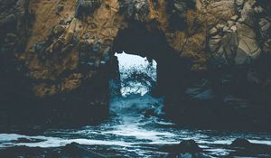 Превью обои пещера, арка, скалы, море, камни