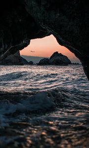 Превью обои пещера, арка, скалы, море, каменный