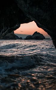 Превью обои пещера, арка, скалы, море, каменный