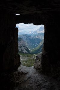 Превью обои пещера, горы, каменный, вид, пейзаж