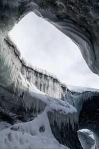 Превью обои пещера, лед, сосульки, снег