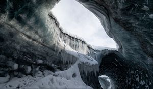 Превью обои пещера, лед, сосульки, снег