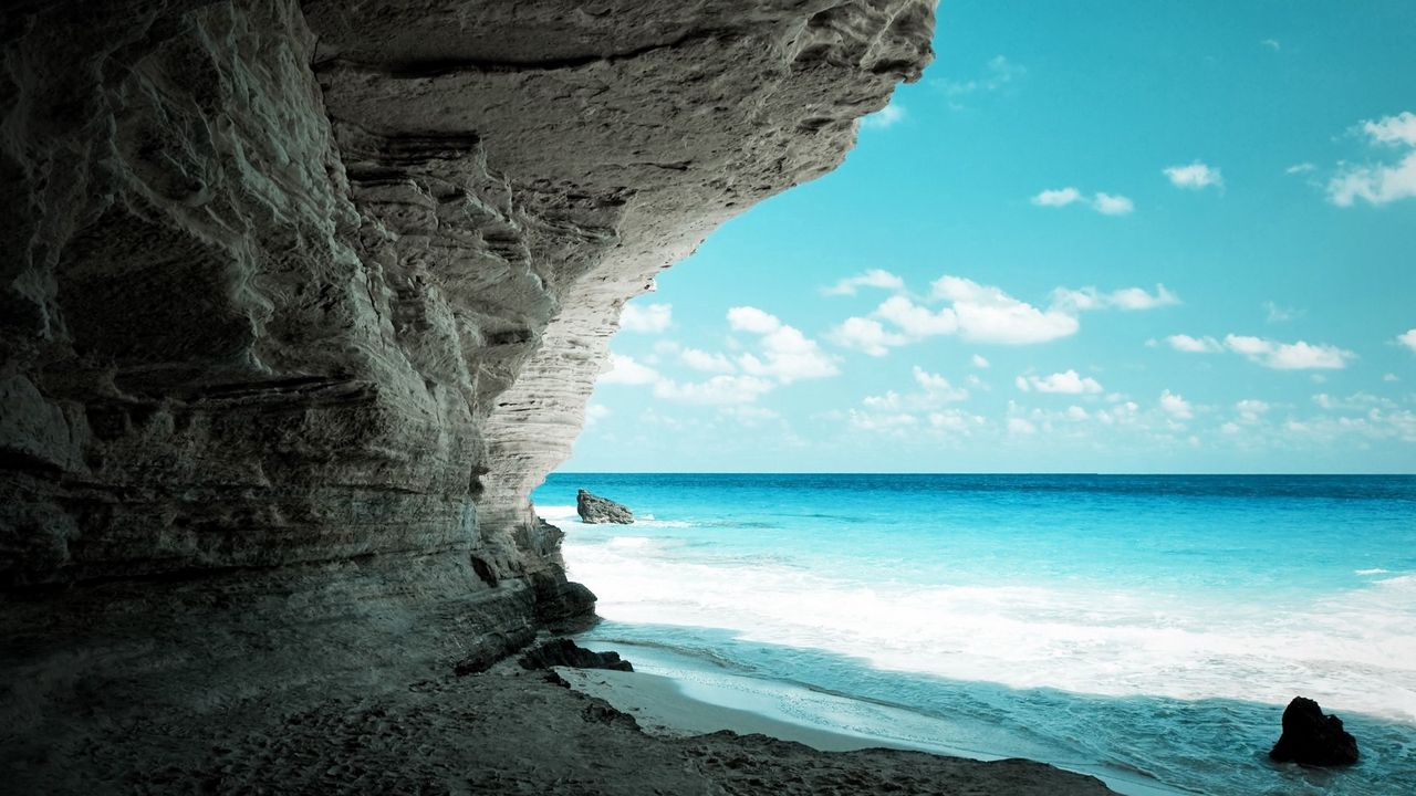Обои пещера, море, берег, скала, рай