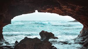 Превью обои пещера, скала, волны, море