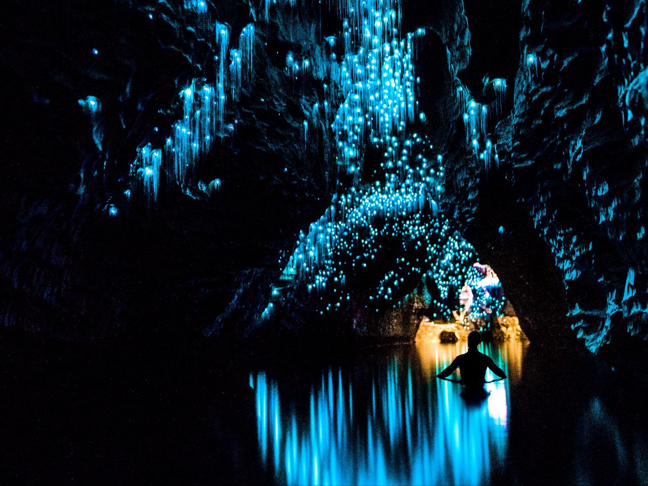 Пещеры Вайтомо новая Зеландия HD