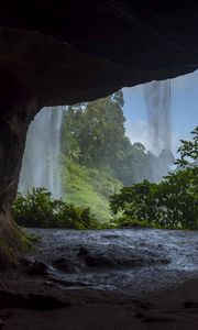 Превью обои пещера, водопад, деревья