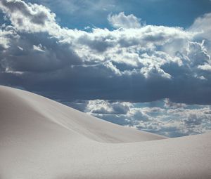 Превью обои песок, пустыня, небо, облака