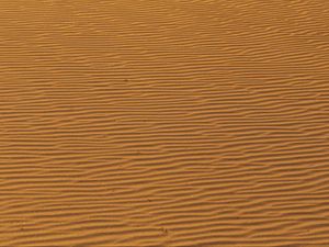 Превью обои песок, пустыня, поверхность, волны, текстура, коричневый