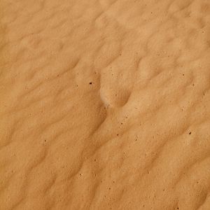 Превью обои песок, рельеф, поверхность, текстура, коричневый
