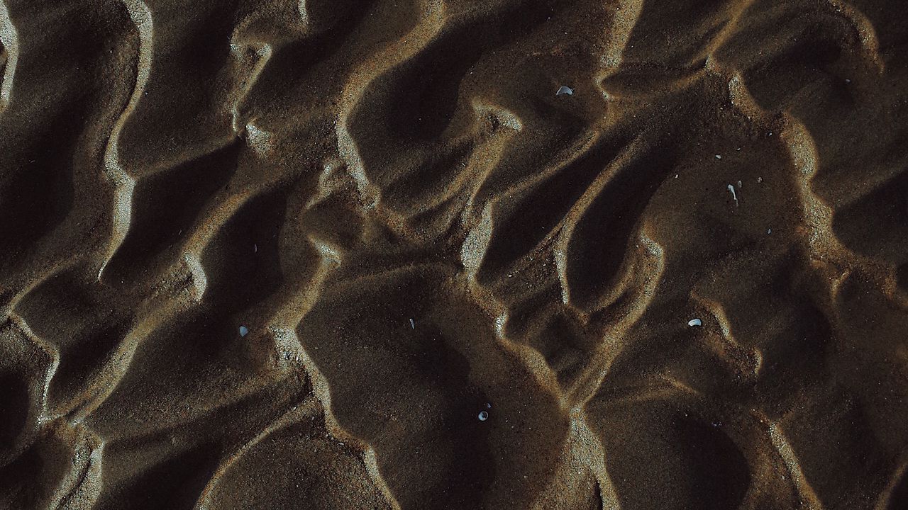 Обои песок, текстура, волны, пляж