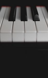 Превью обои пианино, клавиши, чб, музыкальный инструмент, музыка