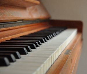 Превью обои пианино, клавиши, музыка, размытие