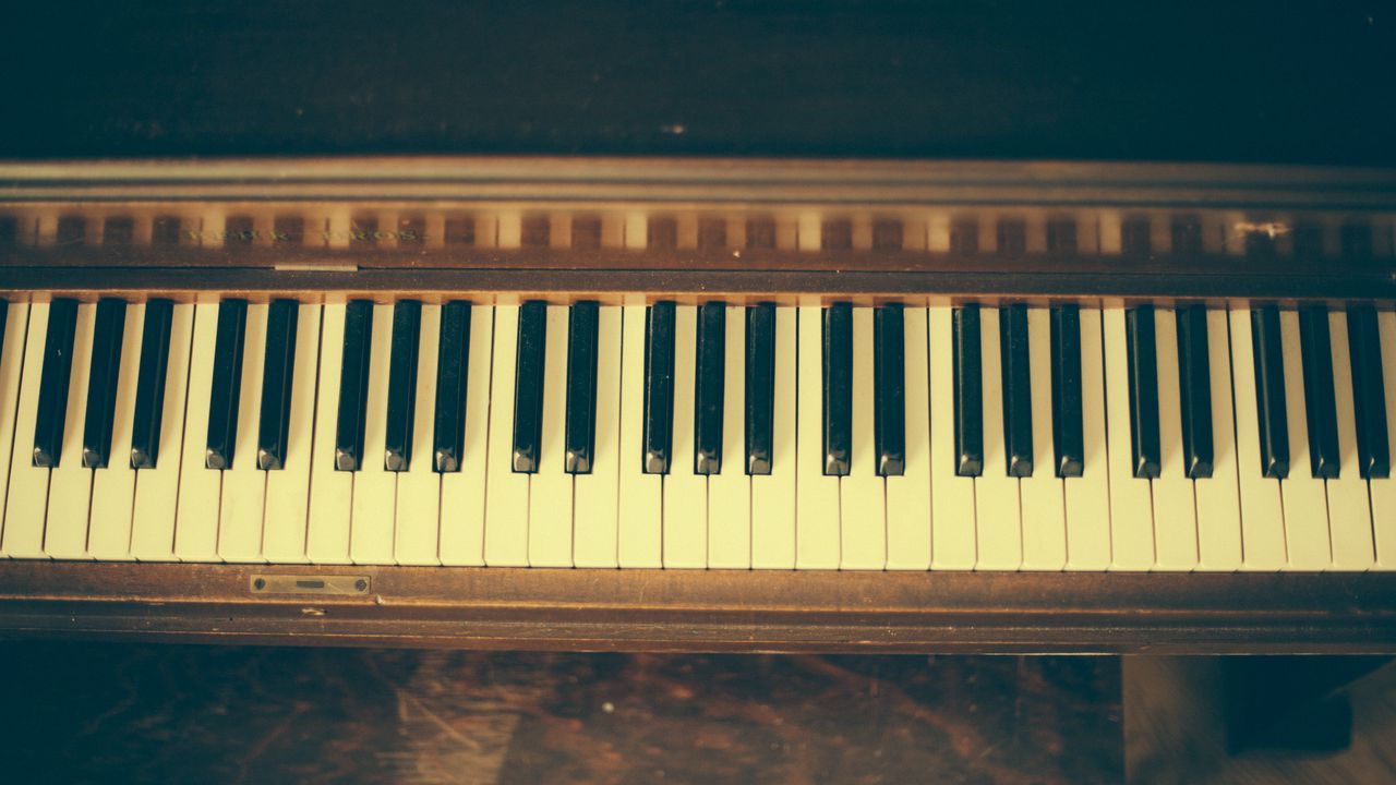 Обои пианино, музыкальный инструмент, клавиши