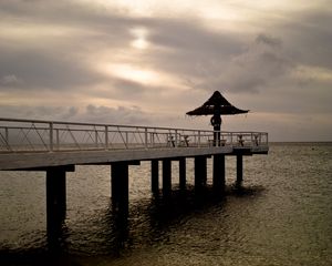 Превью обои пирс, море, берег, пляж, вода