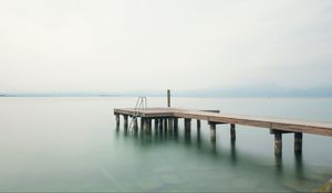 Превью обои пирс, море, минимализм, лестница, горизонт