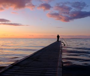 Превью обои пирс, море, силуэт, одиночество, горизонт, даль