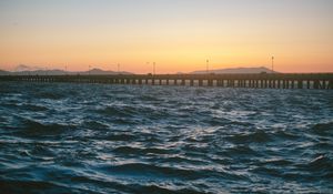 Превью обои пирс, море, волны