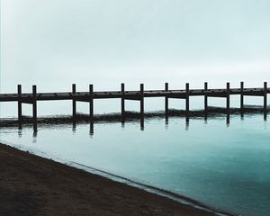 Превью обои пирс, вода, пляж, побережье