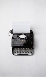 Превью обои пишущая машинка, клавиши, бумага, ретро, черно-белый
