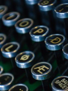 Превью обои пишущая машинка, клавиши, символы