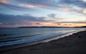 Превью обои пляж, берег, море, сумерки, пейзаж