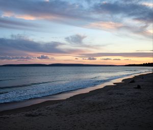 Превью обои пляж, берег, море, сумерки, пейзаж