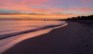 Превью обои пляж, берег, море, закат, природа, пейзаж