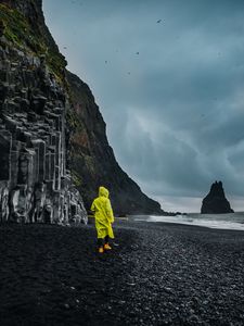 Превью обои пляж, человек, море, скалы, побережье