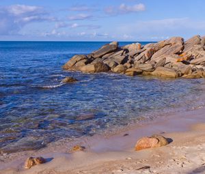 Превью обои пляж, море, камни, пейзаж, природа