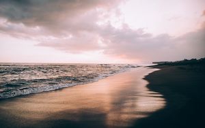 Превью обои пляж, море, облака, сумерки