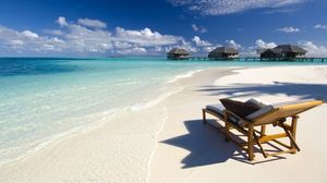 Превью обои пляж, море, тропики, кресло, подушки, бунгало