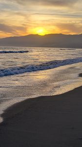 Превью обои пляж, море, волны, закат, пейзаж