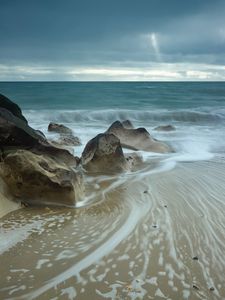 Превью обои пляж, море, волны, камни, природа, пейзаж