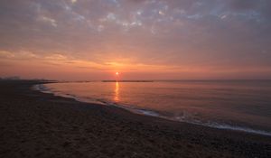 Превью обои пляж, море, закат, вечер