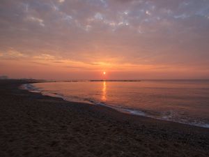 Превью обои пляж, море, закат, вечер