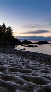 Превью обои пляж, песок, море, сумерки, пейзаж