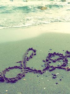 Превью обои пляж, песок, волна, надпись, любовь